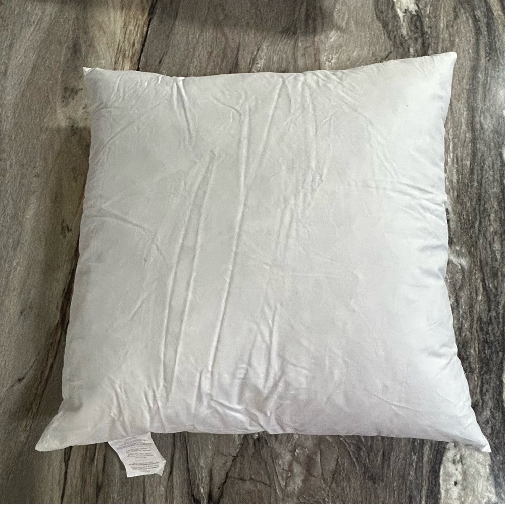 🆕 20”x 20” Feather Filled Pillow Insert 🆕